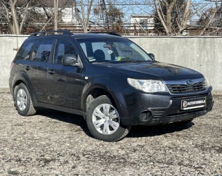 Серый Субару Форестер, объемом двигателя 2 л и пробегом 163 тыс. км за 8290 $, фото 1 на Automoto.ua