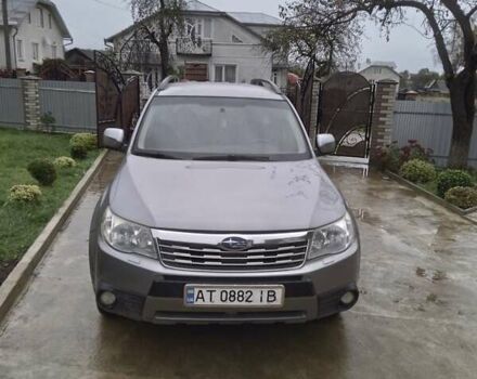 Серый Субару Форестер, объемом двигателя 1.99 л и пробегом 168 тыс. км за 8000 $, фото 1 на Automoto.ua