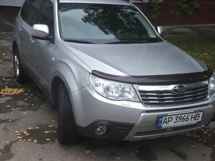 Серый Субару Форестер, объемом двигателя 2 л и пробегом 175 тыс. км за 9500 $, фото 1 на Automoto.ua