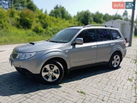 Субару Форестер 2008 в Львове на Automoto.ua Серый Субару Форестер, объемом двигателя 2.46 л и пробегом 105 тыс. км за 10000 $, фото 1 на Automoto.ua