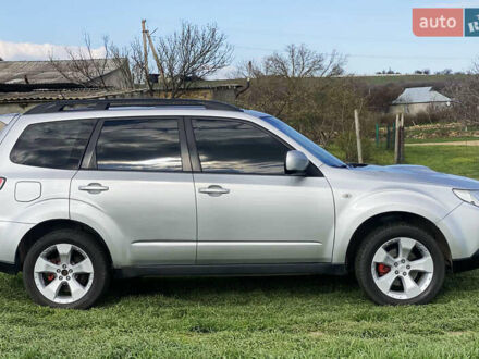Серый Субару Форестер, объемом двигателя 2.5 л и пробегом 251 тыс. км за 7900 $, фото 1 на Automoto.ua