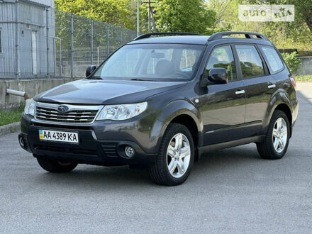 Сірий Субару Forester, об'ємом двигуна 2.5 л та пробігом 87 тис. км за 10900 $, фото 1 на Automoto.ua