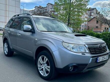 Сірий Субару Forester, об'ємом двигуна 2 л та пробігом 255 тис. км за 8500 $, фото 1 на Automoto.ua