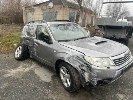 Сірий Субару Forester, об'ємом двигуна 2 л та пробігом 180 тис. км за 3000 $, фото 1 на Automoto.ua
