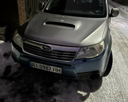 Серый Субару Форестер, объемом двигателя 2 л и пробегом 216 тыс. км за 5000 $, фото 1 на Automoto.ua