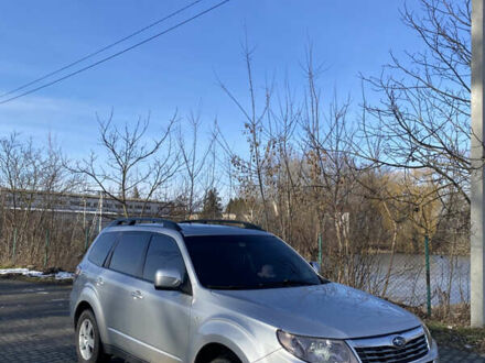 Субару Форестер 2009 в Львове на Automoto.ua Серый Субару Форестер, объемом двигателя 1.99 л и пробегом 270 тыс. км за 8400 $, фото 1 на Automoto.ua