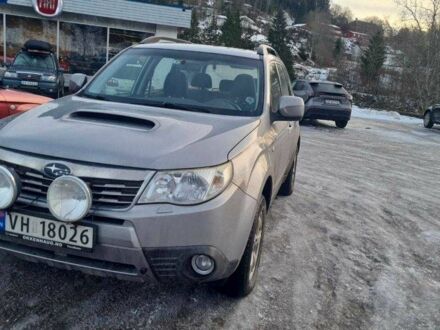 Серый Субару Форестер, объемом двигателя 2 л и пробегом 282 тыс. км за 4711 $, фото 1 на Automoto.ua