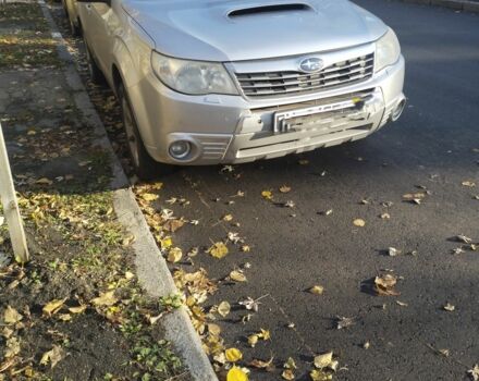 Субару Форестер 2009 в Киеве на Automoto.ua Серый Субару Форестер, объемом двигателя 2 л и пробегом 400 тыс. км за 4500 $, фото 1 на Automoto.ua