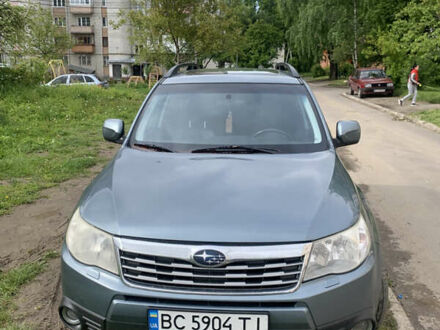 Субару Forester 2009 у Дрогобичі на Automoto.ua Сірий Субару Forester, об'ємом двигуна 1.99 л та пробігом 230 тис. км за 10500 $, фото 1 на Automoto.ua