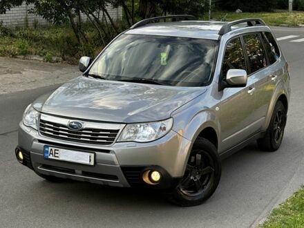 Сірий Субару Forester, об'ємом двигуна 2.5 л та пробігом 154 тис. км за 8000 $, фото 1 на Automoto.ua