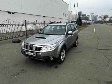 Сірий Субару Forester, об'ємом двигуна 2 л та пробігом 197 тис. км за 9500 $, фото 1 на Automoto.ua