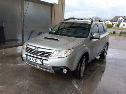 Субару Форестер 2009 в Бродах на Automoto.ua Серый Субару Форестер, объемом двигателя 2 л и пробегом 239 тыс. км за 7000 $, фото 1 на Automoto.ua