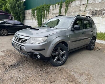 Серый Субару Форестер, объемом двигателя 2 л и пробегом 200 тыс. км за 4900 $, фото 1 на Automoto.ua