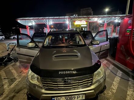 Субару Форестер 2009 в Ровно на Automoto.ua Серый Субару Форестер, объемом двигателя 2 л и пробегом 235 тыс. км за 7700 $, фото 1 на Automoto.ua