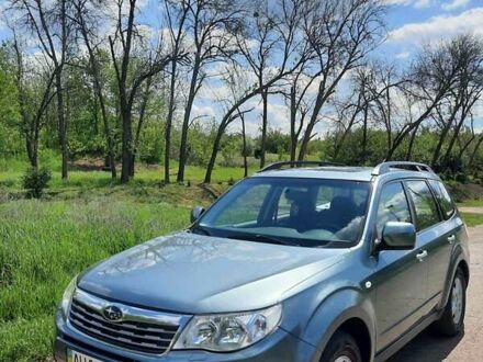 Сірий Субару Forester, об'ємом двигуна 2 л та пробігом 182 тис. км за 6000 $, фото 1 на Automoto.ua