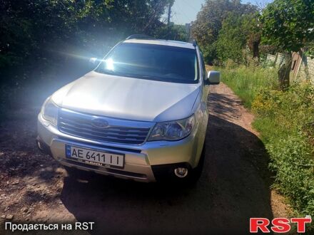 Сірий Субару Forester, об'ємом двигуна 2 л та пробігом 208 тис. км за 7999 $, фото 1 на Automoto.ua