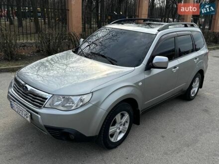 Сірий Субару Forester, об'ємом двигуна 1.99 л та пробігом 247 тис. км за 7950 $, фото 1 на Automoto.ua