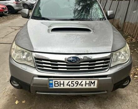 Серый Субару Форестер, объемом двигателя 2 л и пробегом 181 тыс. км за 5000 $, фото 1 на Automoto.ua