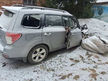 Серый Субару Форестер, объемом двигателя 2 л и пробегом 220 тыс. км за 2500 $, фото 1 на Automoto.ua