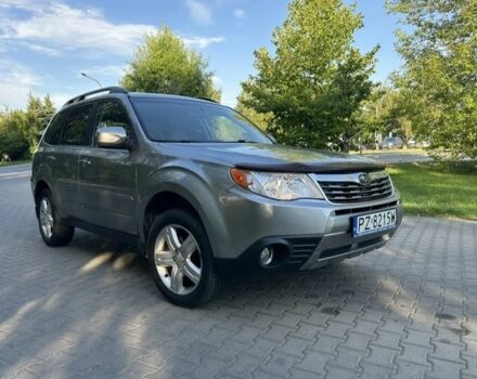 Сірий Субару Forester, об'ємом двигуна 2.5 л та пробігом 198 тис. км за 3626 $, фото 1 на Automoto.ua