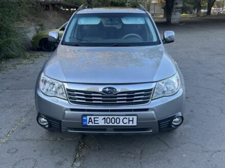 Сірий Субару Forester, об'ємом двигуна 2 л та пробігом 189 тис. км за 9000 $, фото 1 на Automoto.ua