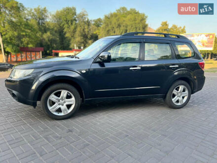 Сірий Субару Forester, об'ємом двигуна 1.99 л та пробігом 219 тис. км за 8000 $, фото 1 на Automoto.ua