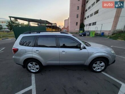Сірий Субару Forester, об'ємом двигуна 1.99 л та пробігом 43 тис. км за 11700 $, фото 1 на Automoto.ua