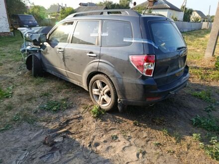 Сірий Субару Forester, об'ємом двигуна 2 л та пробігом 120 тис. км за 1795 $, фото 1 на Automoto.ua