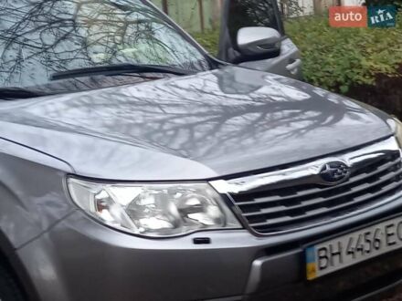 Серый Субару Форестер, объемом двигателя 2.46 л и пробегом 43 тыс. км за 11800 $, фото 1 на Automoto.ua