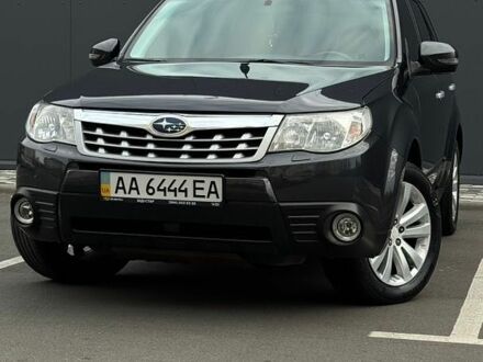 Сірий Субару Forester, об'ємом двигуна 1.99 л та пробігом 200 тис. км за 8900 $, фото 1 на Automoto.ua