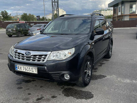 Сірий Субару Forester, об'ємом двигуна 2 л та пробігом 260 тис. км за 9000 $, фото 1 на Automoto.ua