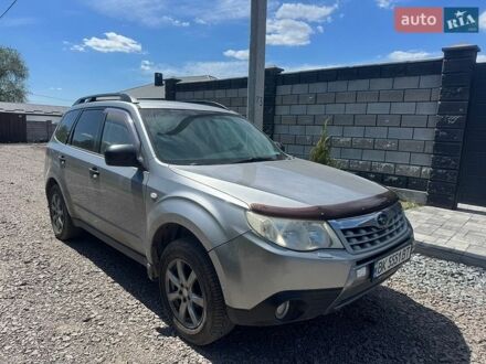 Сірий Субару Forester, об'ємом двигуна 1.99 л та пробігом 310 тис. км за 3950 $, фото 1 на Automoto.ua