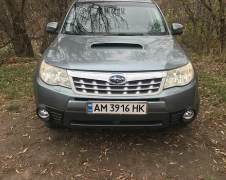 Серый Субару Форестер, объемом двигателя 2 л и пробегом 226 тыс. км за 9000 $, фото 1 на Automoto.ua