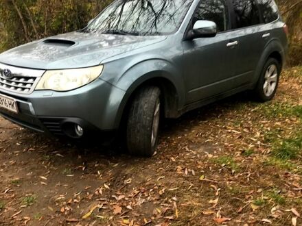 Сірий Субару Forester, об'ємом двигуна 2 л та пробігом 225 тис. км за 9500 $, фото 1 на Automoto.ua