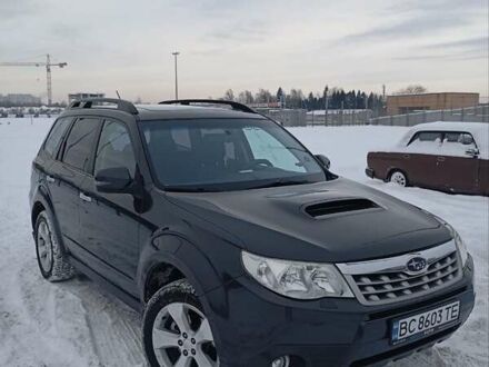 Сірий Субару Forester, об'ємом двигуна 2 л та пробігом 310 тис. км за 10000 $, фото 1 на Automoto.ua