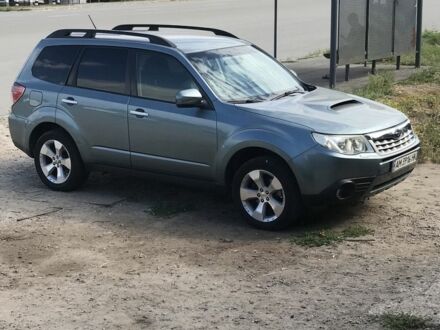 Сірий Субару Forester, об'ємом двигуна 2 л та пробігом 225 тис. км за 9000 $, фото 1 на Automoto.ua
