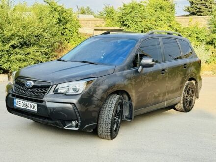 Серый Субару Форестер, объемом двигателя 2 л и пробегом 230 тыс. км за 13000 $, фото 1 на Automoto.ua