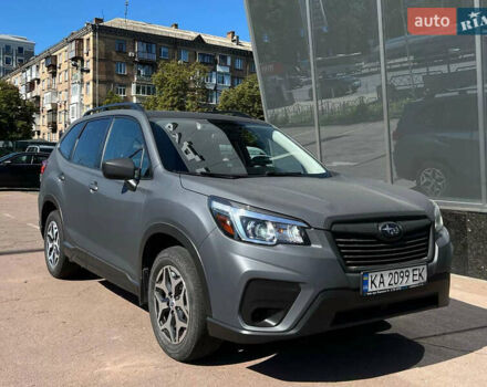 Серый Субару Форестер, объемом двигателя 2.5 л и пробегом 72 тыс. км за 17999 $, фото 1 на Automoto.ua