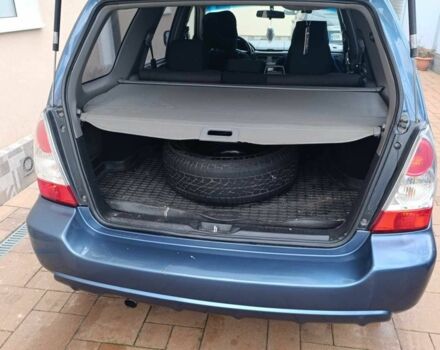 Синий Субару Форестер, объемом двигателя 2 л и пробегом 237 тыс. км за 5200 $, фото 8 на Automoto.ua