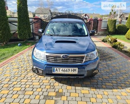 Синій Субару Forester, об'ємом двигуна 2 л та пробігом 240 тис. км за 8800 $, фото 1 на Automoto.ua