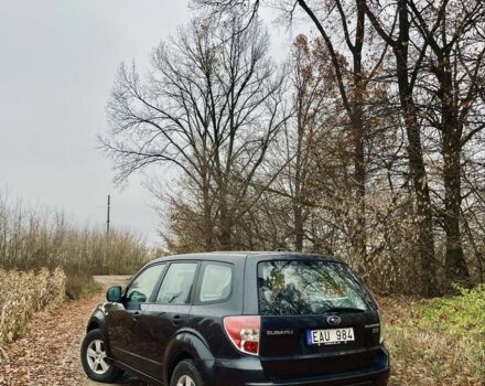 Синій Субару Forester, об'ємом двигуна 2 л та пробігом 300 тис. км за 5150 $, фото 2 на Automoto.ua