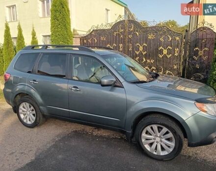 Синій Субару Forester, об'ємом двигуна 2.46 л та пробігом 283 тис. км за 7999 $, фото 9 на Automoto.ua