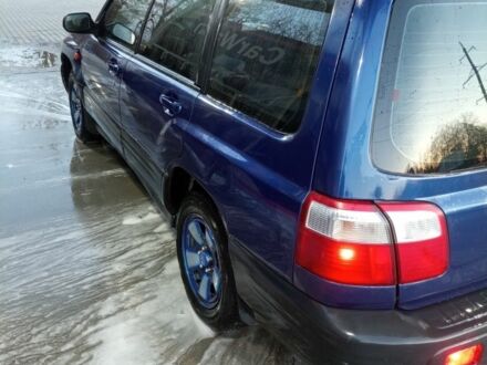 Синий Субару Форестер, объемом двигателя 2 л и пробегом 350 тыс. км за 4500 $, фото 1 на Automoto.ua