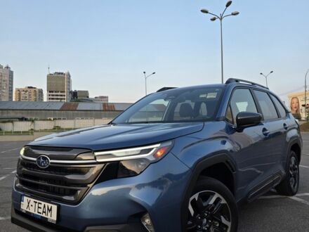 Субару Форестер 2024 в Киеве на Automoto.ua Синий Субару Форестер, объемом двигателя 2.5 л и пробегом 2 тыс. км за 37000 $, фото 1 на Automoto.ua