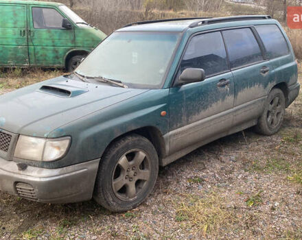 Зеленый Субару Форестер, объемом двигателя 2 л и пробегом 290 тыс. км за 2500 $, фото 1 на Automoto.ua