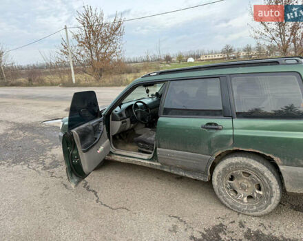 Зелений Субару Forester, об'ємом двигуна 2 л та пробігом 345 тис. км за 2700 $, фото 1 на Automoto.ua