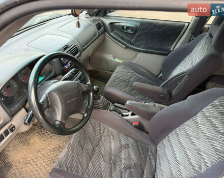 Зелений Субару Forester, об'ємом двигуна 2 л та пробігом 345 тис. км за 2700 $, фото 2 на Automoto.ua