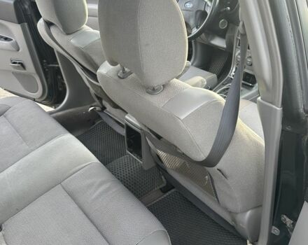 Зеленый Субару Форестер, объемом двигателя 2 л и пробегом 325 тыс. км за 4600 $, фото 6 на Automoto.ua