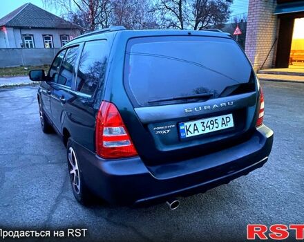 Зелений Субару Forester, об'ємом двигуна 2 л та пробігом 300 тис. км за 4400 $, фото 2 на Automoto.ua