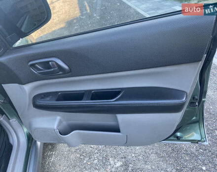 Зелений Субару Forester, об'ємом двигуна 1.99 л та пробігом 214 тис. км за 6400 $, фото 17 на Automoto.ua